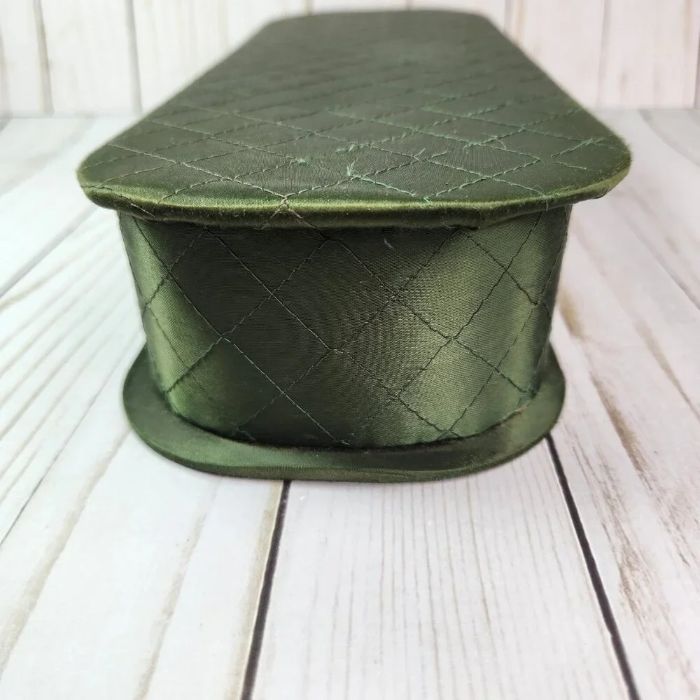Quilted Green Satin Vanity Box Gloves Hankie Scarf Vintage 13.5 in *READ*